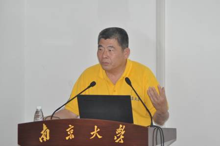 J:\活动\2016年\2016.05.20-27 南京 bevictor伟德官网114周年5•20校庆科学报告会\照片\2016.05.20 单之蔷、张晓林\挑选\张晓林\DSC_0696.JPG